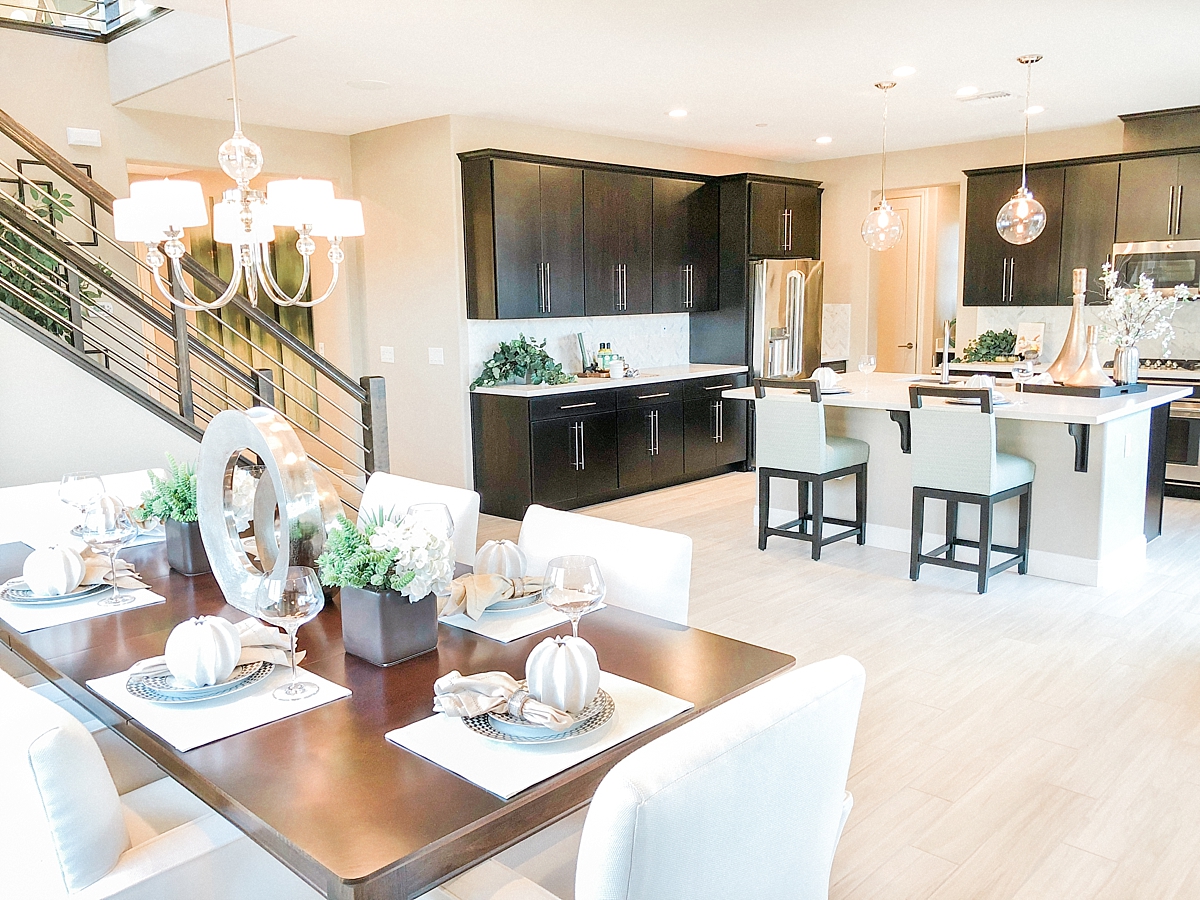 Model Home - Dining Room & Kitchen | © Life in Sonoma Wine Country - http://www.lifeinsonomawinecountry.com